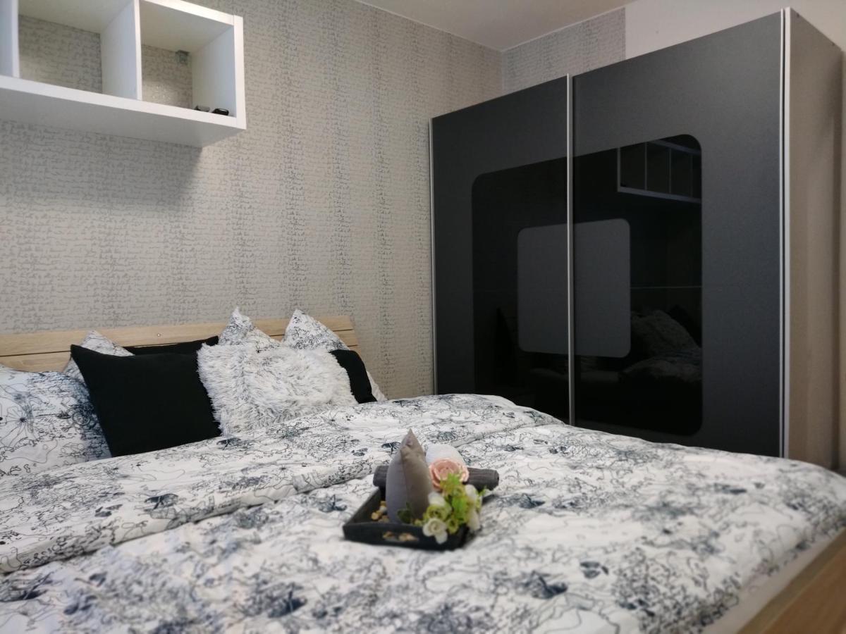 Apartman Barborka Apartment Зноймо Екстериор снимка