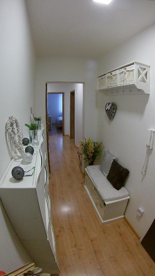 Apartman Barborka Apartment Зноймо Екстериор снимка