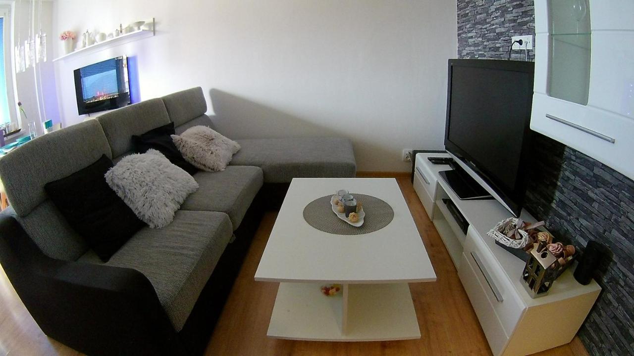 Apartman Barborka Apartment Зноймо Екстериор снимка