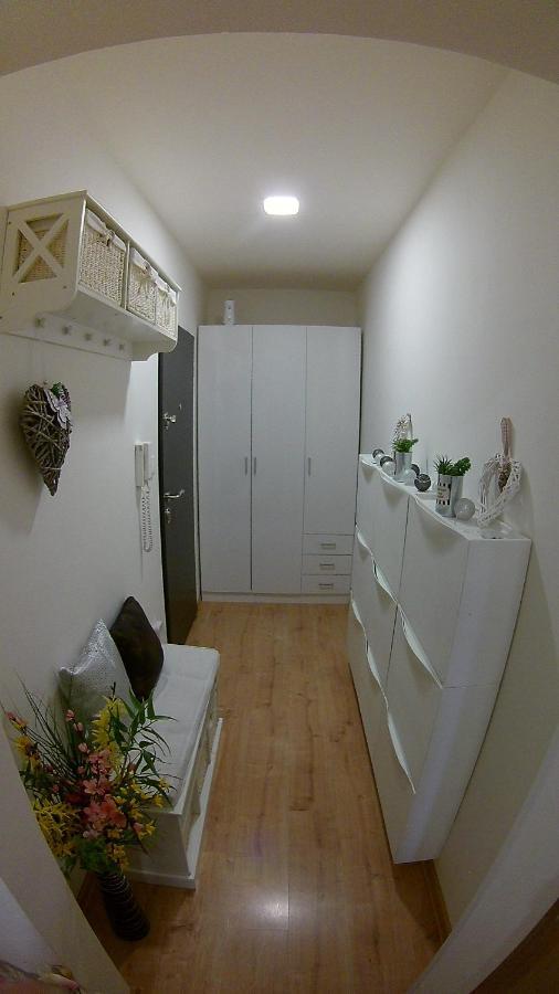 Apartman Barborka Apartment Зноймо Екстериор снимка